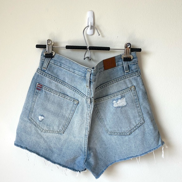 Urban Outfitters BDG Girlfriend High-Rise Denim Shorts - Picture 2 of 6